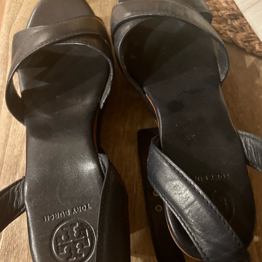 Tory burch navy Almita wedge sandals